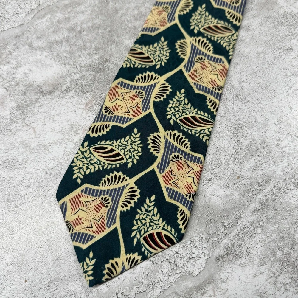 Christian Dior 100% Silk Tie Mens One Size Green Floral Made In‎ USA Necktie
